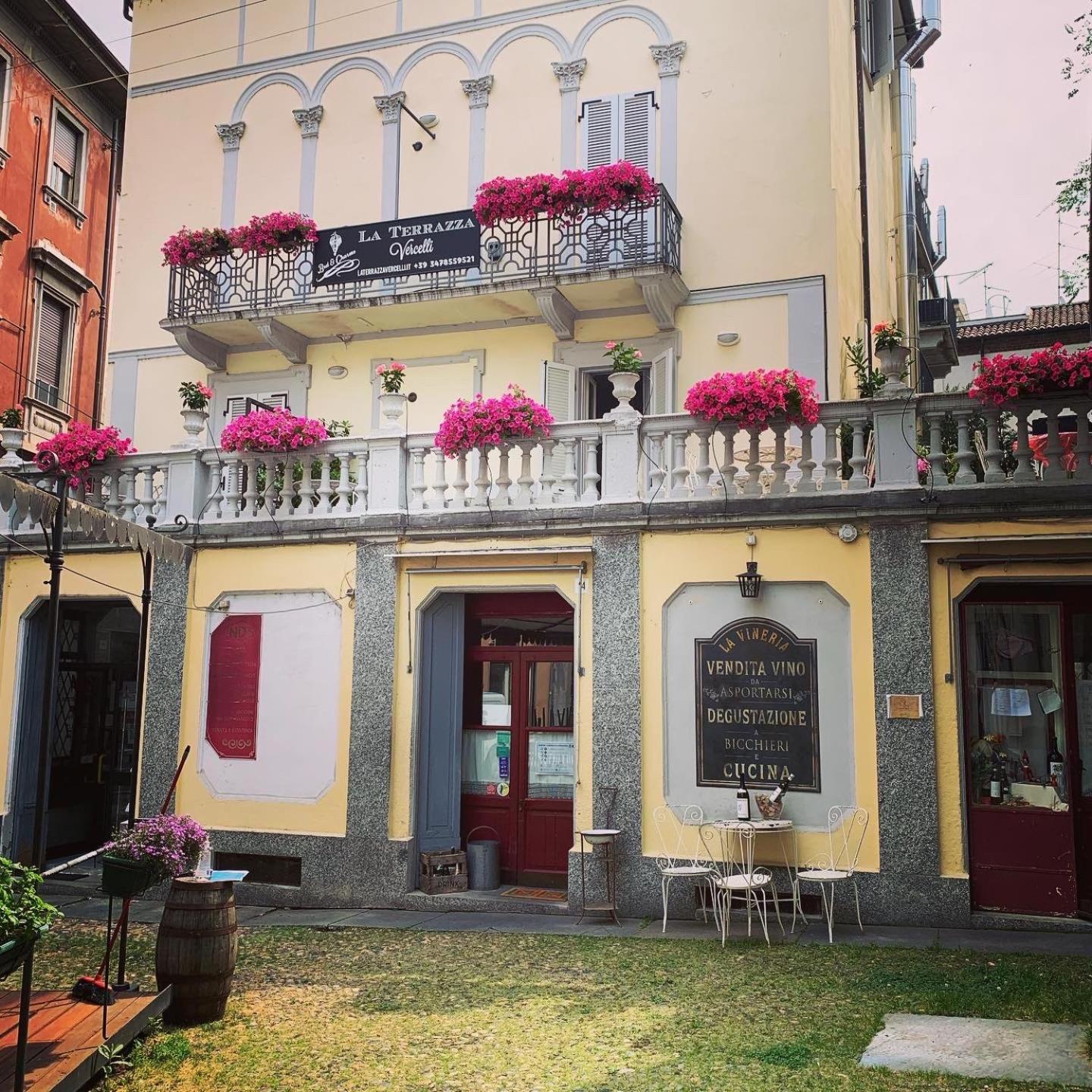 La Terrazza Vercelli Bed & Charme Dış mekan fotoğraf