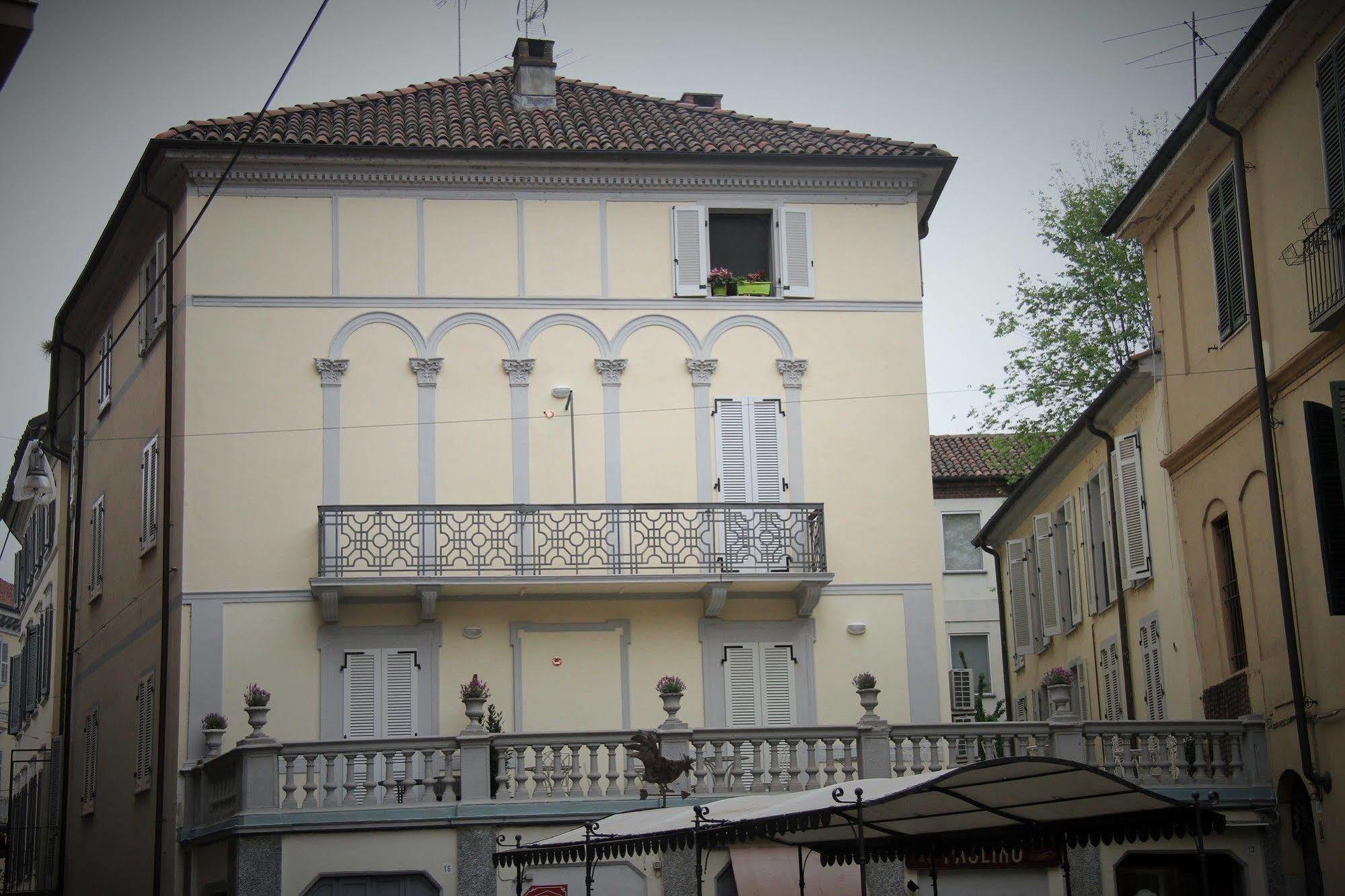 La Terrazza Vercelli Bed & Charme Dış mekan fotoğraf